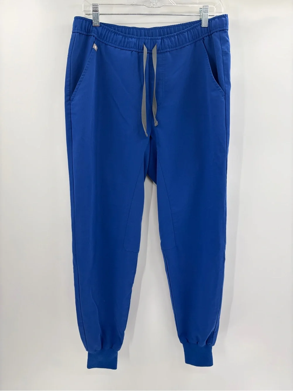 Figs Men’s Tansen Jogger Scrub nurse blue Pants Size medium Style MXXSW2004